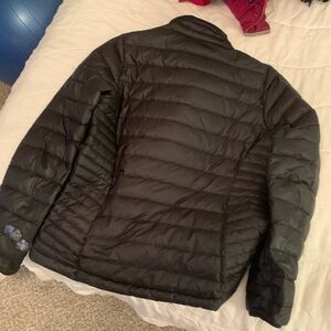 Patagonia down sweater women’s medium